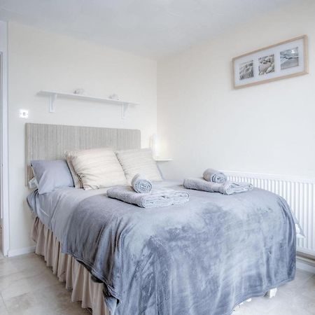 Captains Walk - 4 Bedroom Apartment - Saundersfoot Exterior photo