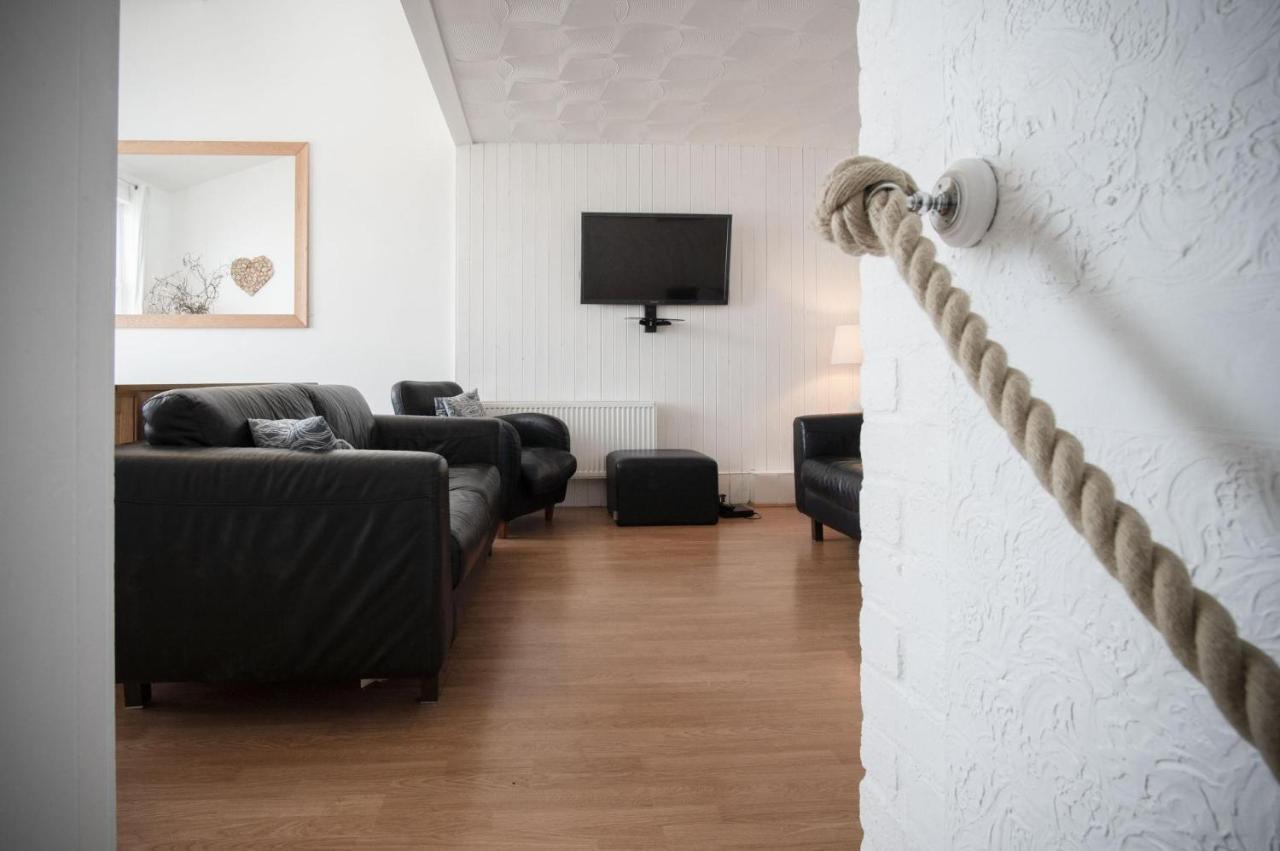 Captains Walk - 4 Bedroom Apartment - Saundersfoot Exterior photo