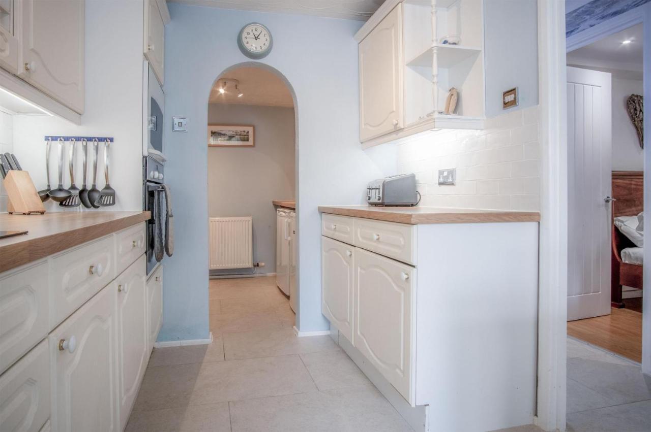 Captains Walk - 4 Bedroom Apartment - Saundersfoot Exterior photo