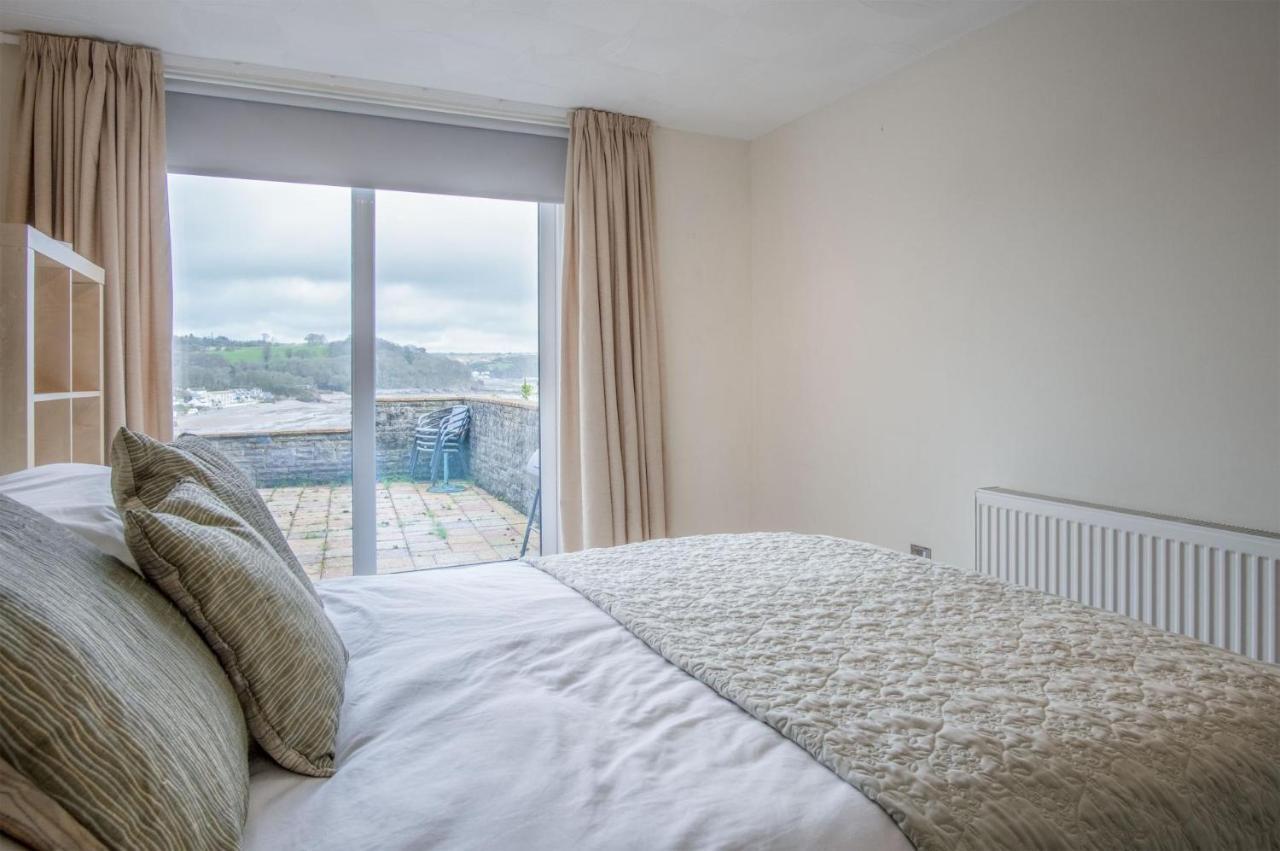 Captains Walk - 4 Bedroom Apartment - Saundersfoot Exterior photo