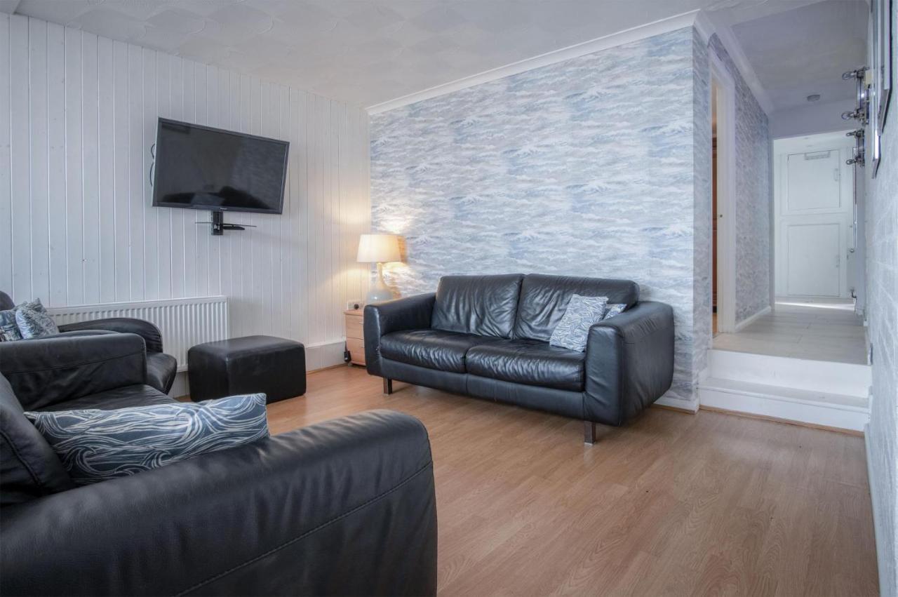 Captains Walk - 4 Bedroom Apartment - Saundersfoot Exterior photo