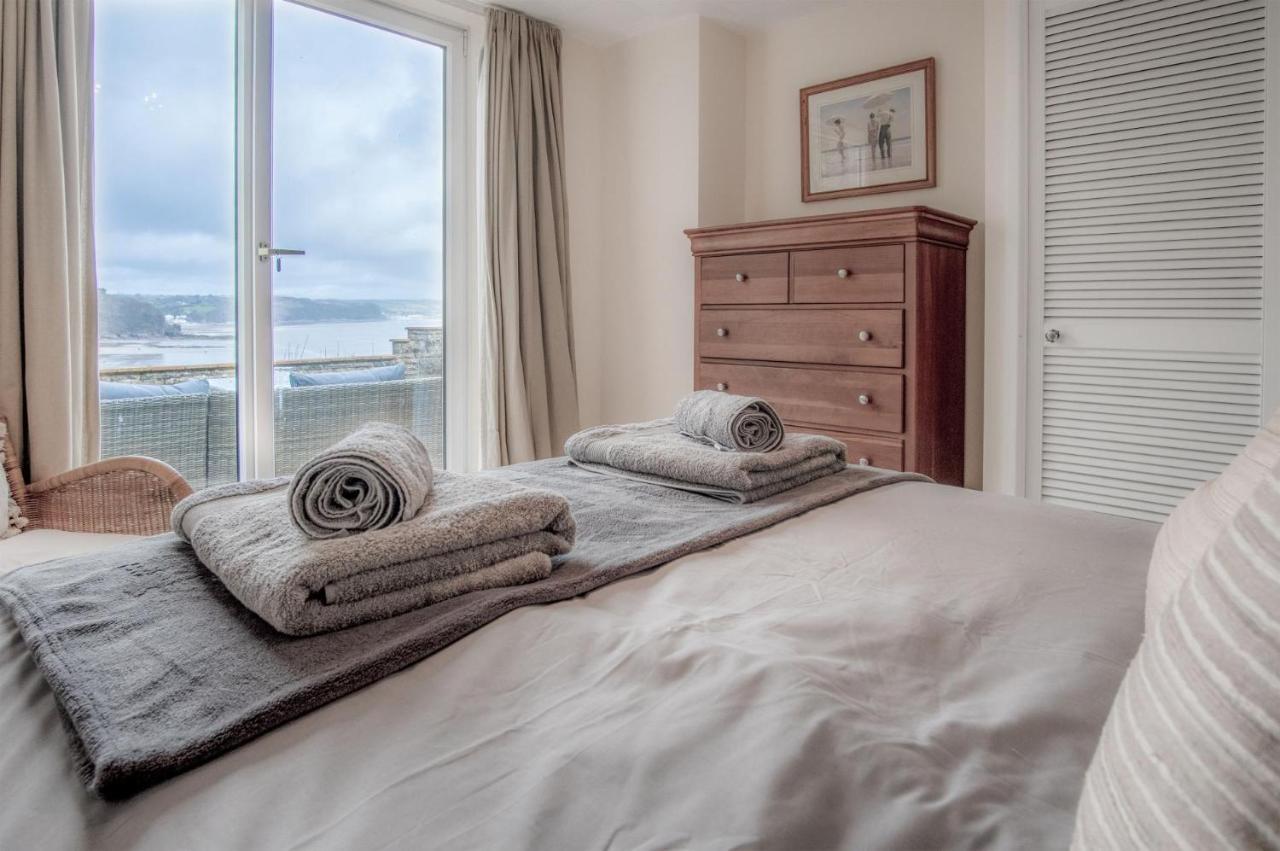 Captains Walk - 4 Bedroom Apartment - Saundersfoot Exterior photo